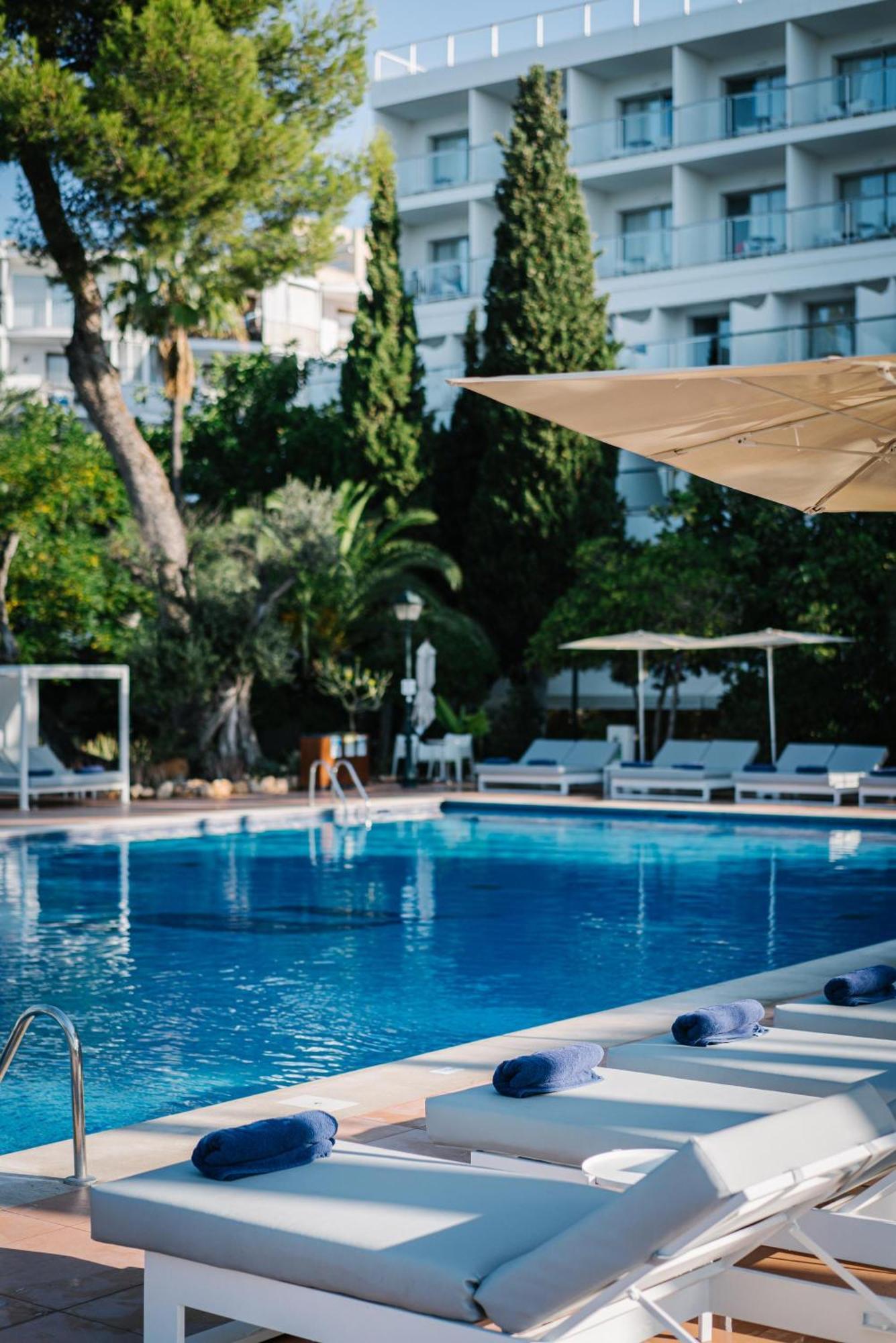 Thb 로스 몰리노스 - 성인 전용 호텔 이비자타운 외부 사진